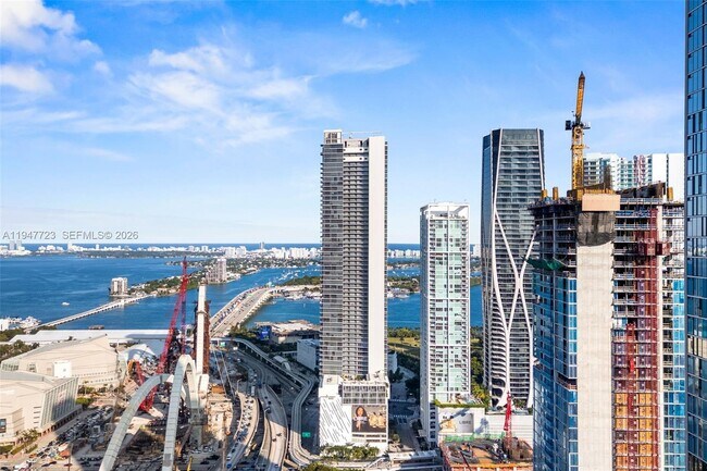 Building Photo - 1100 Biscayne Blvd