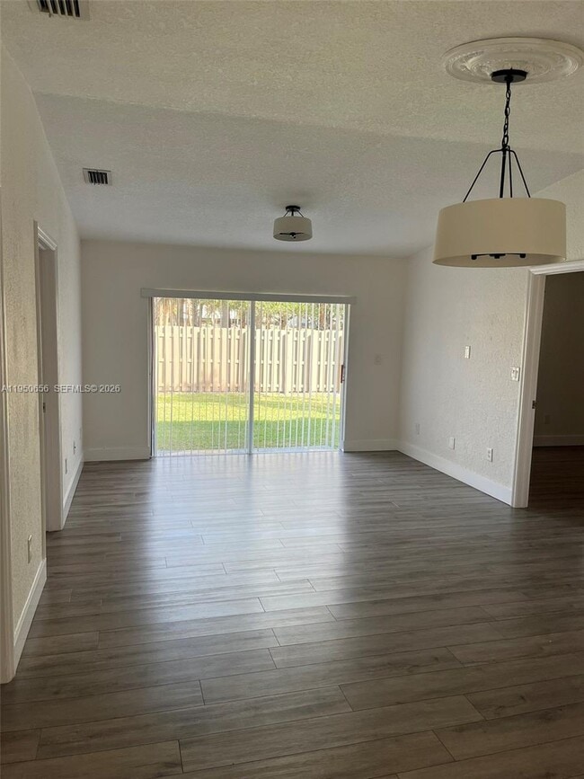 Building Photo - 11773 SW 108th Ln