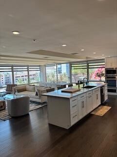 Building Photo - 7157 E Rancho Vista Dr