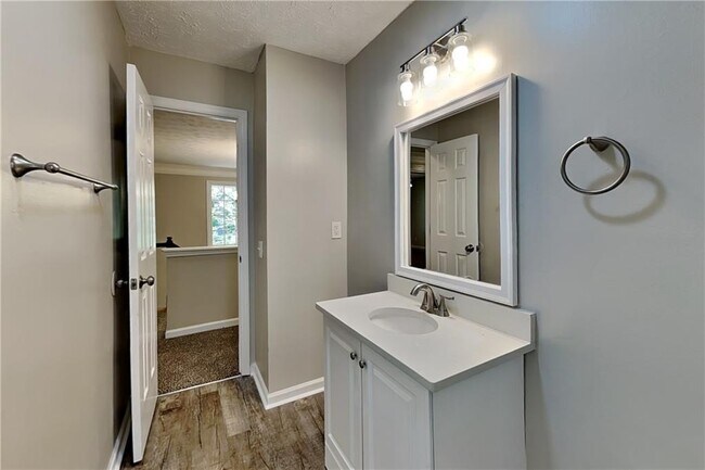 Building Photo - 10035 Feather Sound Ct