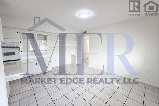 Building Photo - 2Bed/2Bath House in Sun City on Golf Course! Ready for Immediate Move-In!