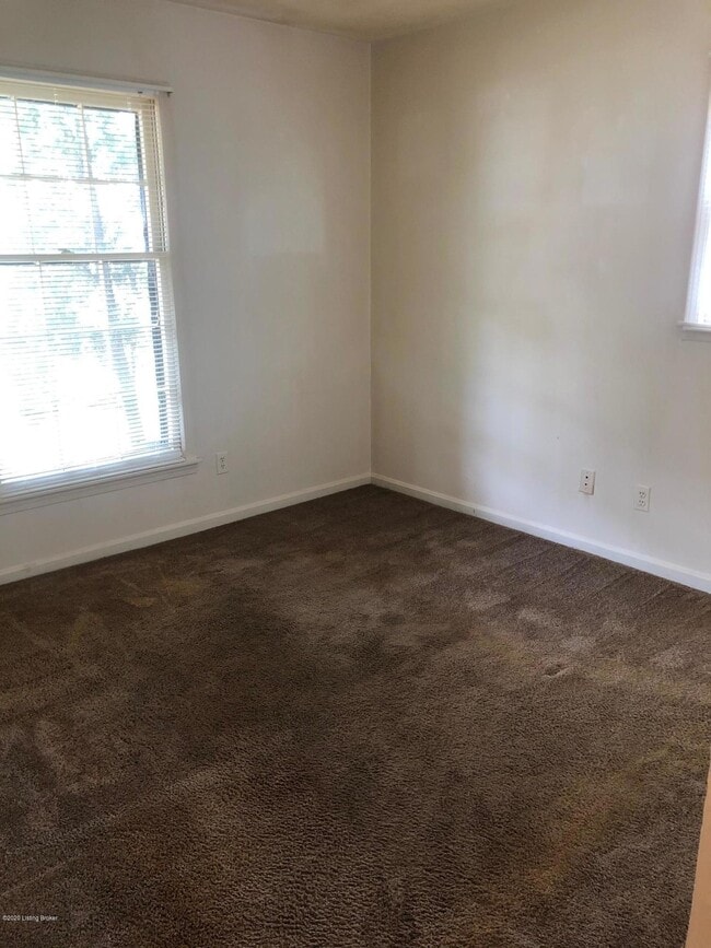 Building Photo - 9616 Elm Lake Dr