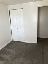 Building Photo - 4909 Mount Vernon Dr