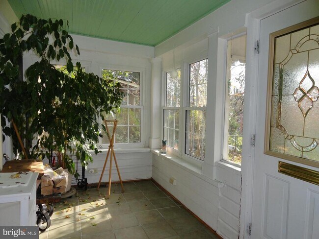 Building Photo - 7051 Eastern Ave NW