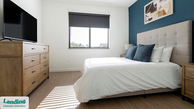 Building Photo - 7301 Lake Bank Lp