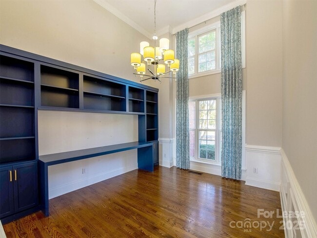 Building Photo - 1200 Mendenhall Ct