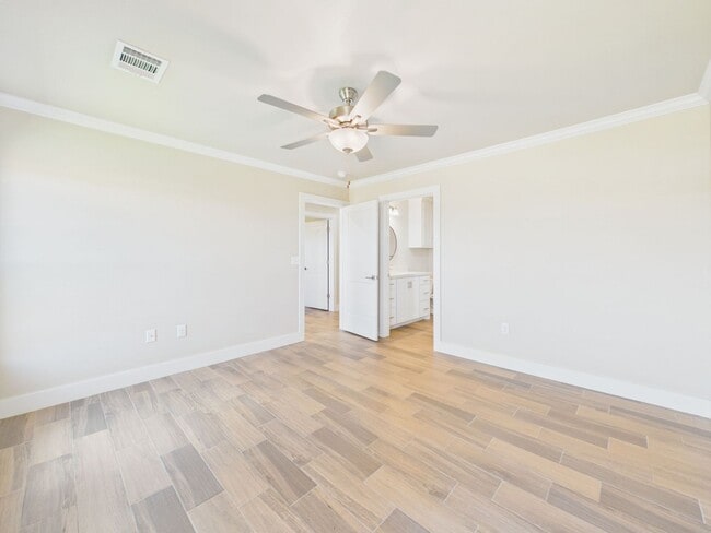 Building Photo - 9770 Elite St