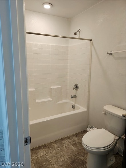 Building Photo - 4547 Pencester St
