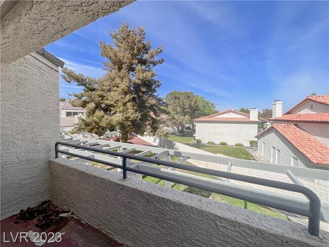Building Photo - 2760 Lodestone Dr