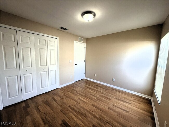 Building Photo - 1710 NW 17th St