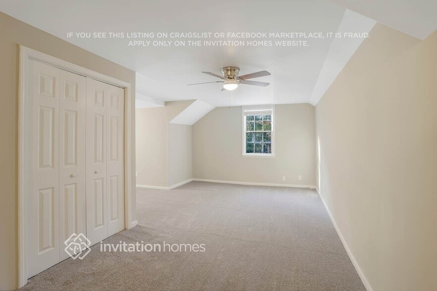 Building Photo - 2416 Dodson Dr