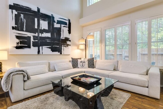 Building Photo - 4501 Whispering Valley Dr