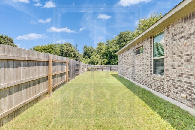 Building Photo - 872 Centerra Hills Cir