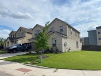 Building Photo - 13902 Ulivo Cove