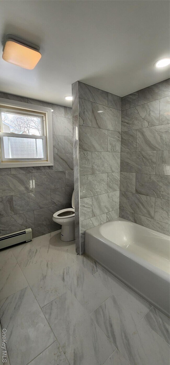 Building Photo - 192 Cypress Dr