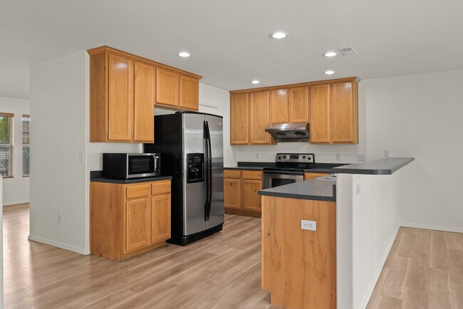 Building Photo - 2867 W 400 S