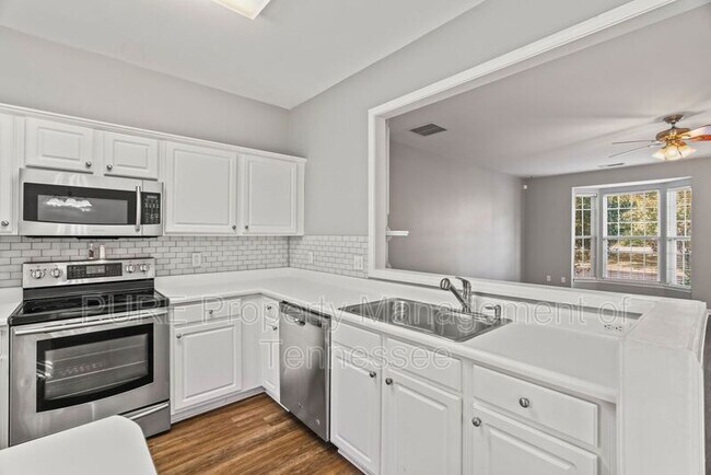 Building Photo - 601 Old Hickory Blvd
