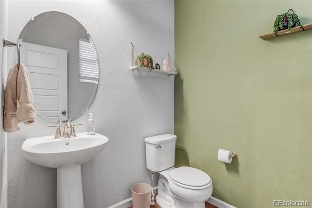 Building Photo - 12432 E 101st Pl