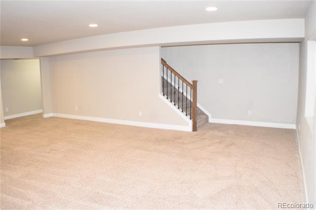 Building Photo - 7941 Barraport Dr