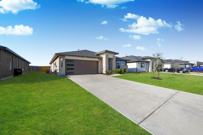Building Photo - 28938 Yukon River Ct