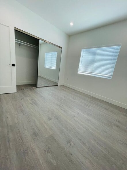 Building Photo - 11308 Emelita St