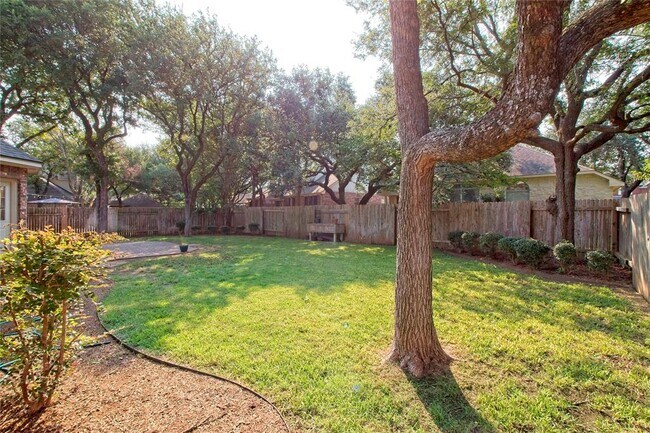 Building Photo - 8212 Fern Bluff Ave