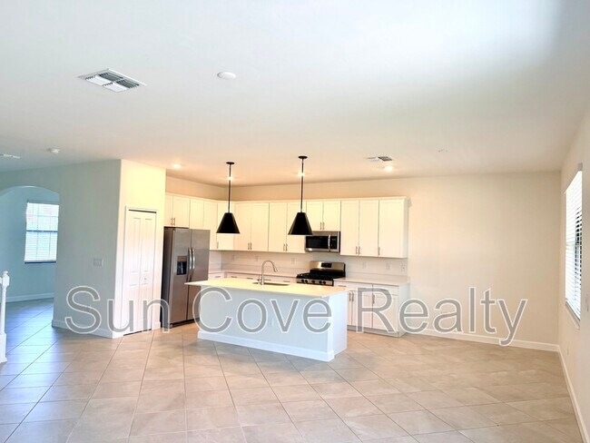Building Photo - 5242 Coral Reef Wy