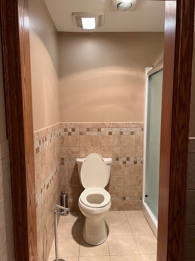 Bathroom - 59 E 8th St