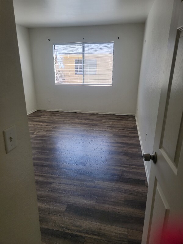 Building Photo - 4631 Hedrick Ave