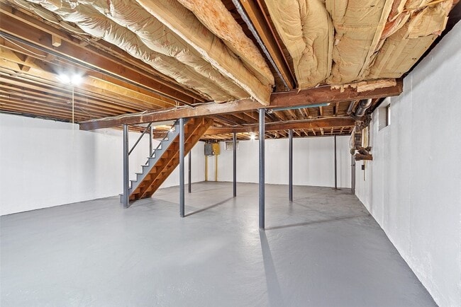 Building Photo - 4 Haskell Rd