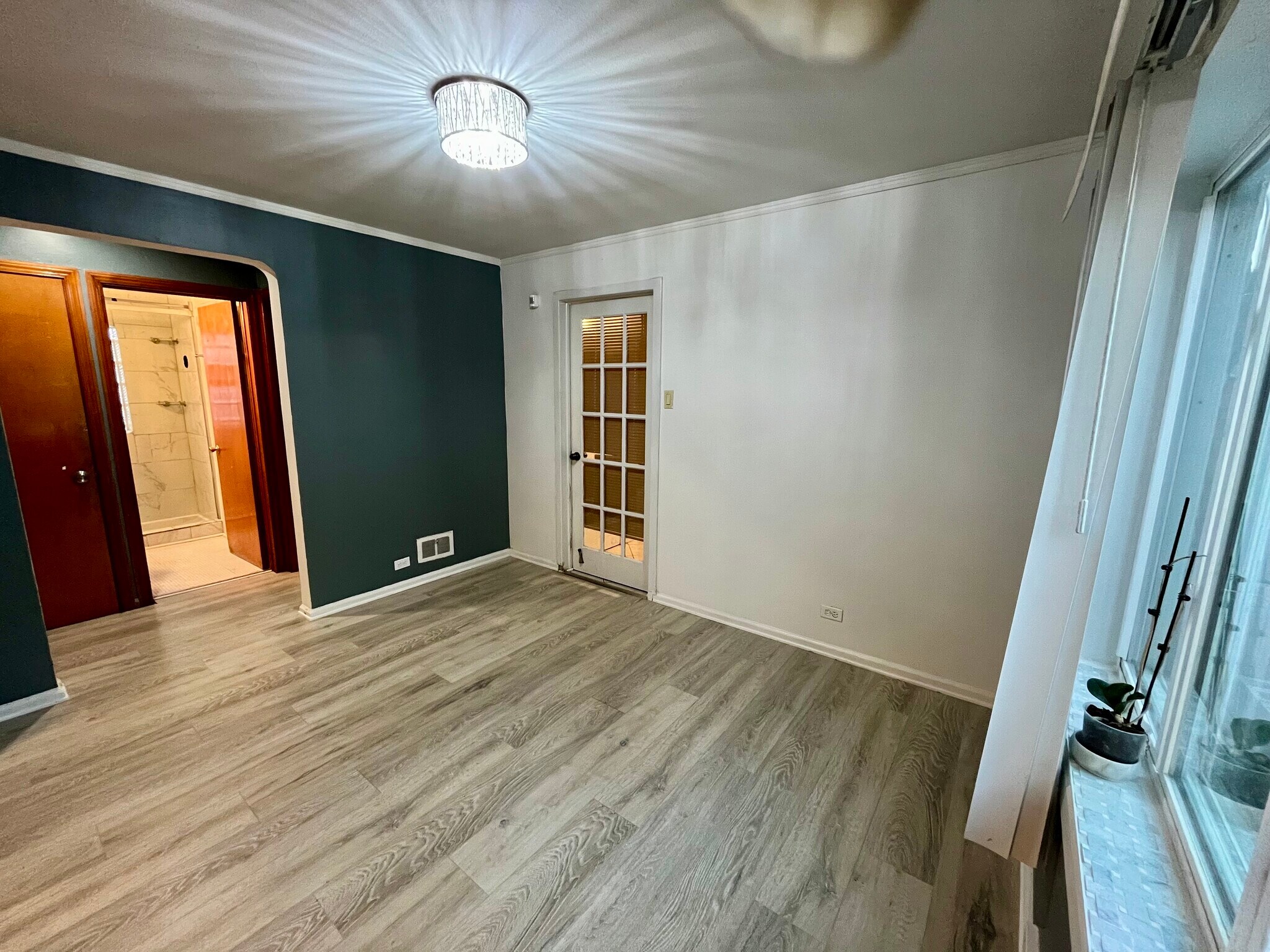Building Photo - 3622 W 79th Pl