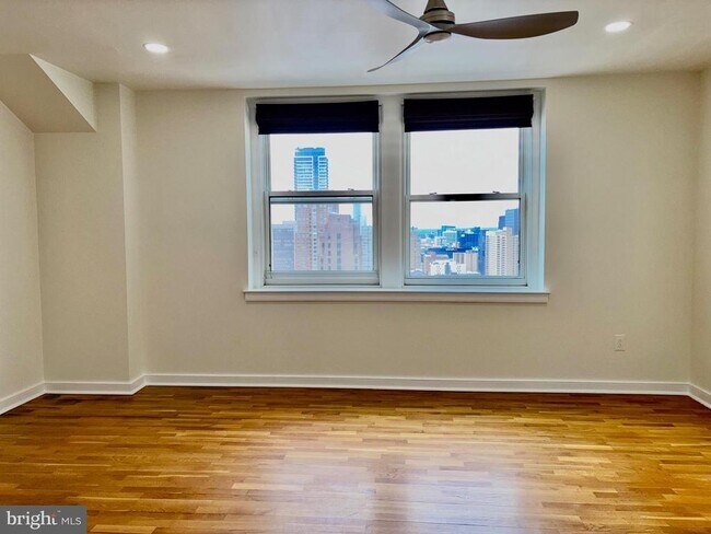 Building Photo - 111 S 15th St