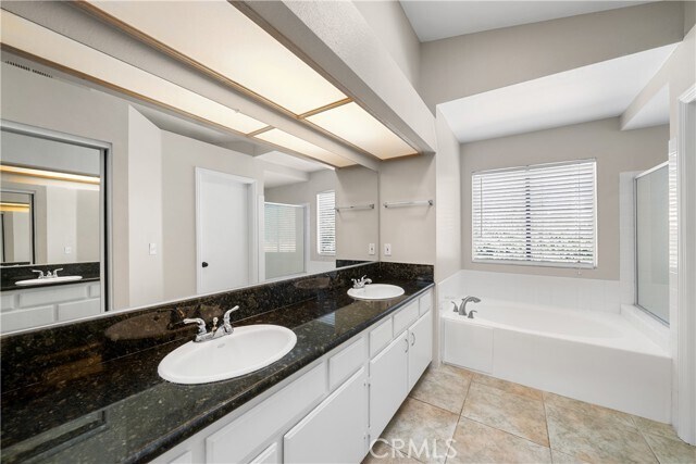 Building Photo - 6660 Kern Pl