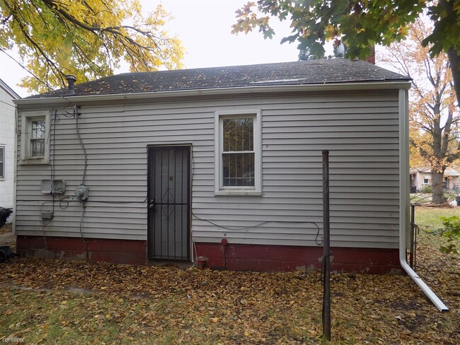 Building Photo - 2 br, 2 bath House - 18708 Shaftsbury Ave