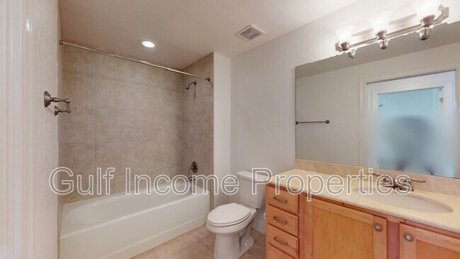 Building Photo - 2715 Terra Ceia Bay Blvd