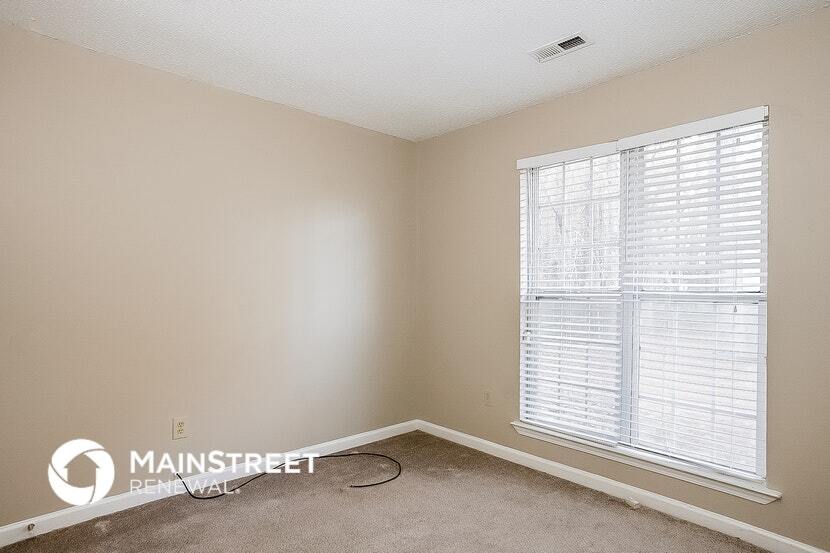 Building Photo - 525 Devcon Ln