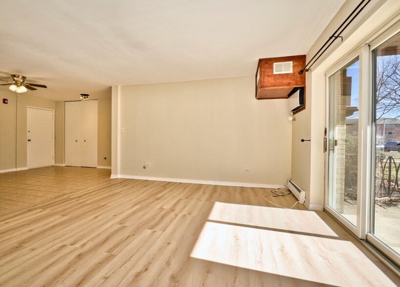 Building Photo - 1206 E Fairview St