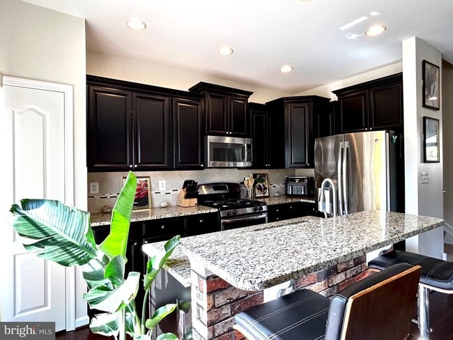 Building Photo - 11397 Sandhurst Pl