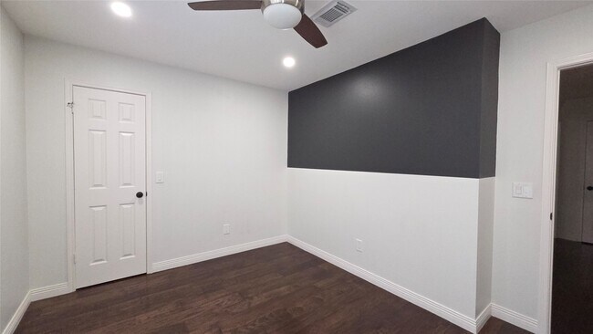 Building Photo - 54 Thorn Berry Pl