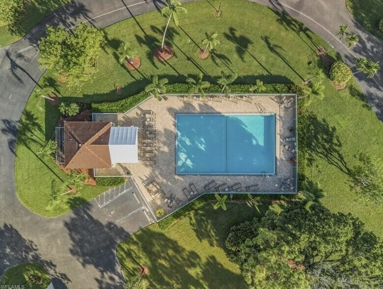 Building Photo - 3100 Seasons Way