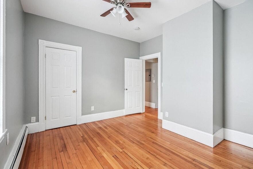 Building Photo - 62 Fuller St