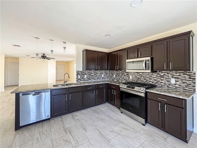 Building Photo - 116 Remington Dr