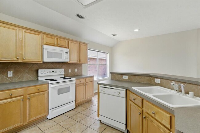 Building Photo - 4827 Claymill Ct