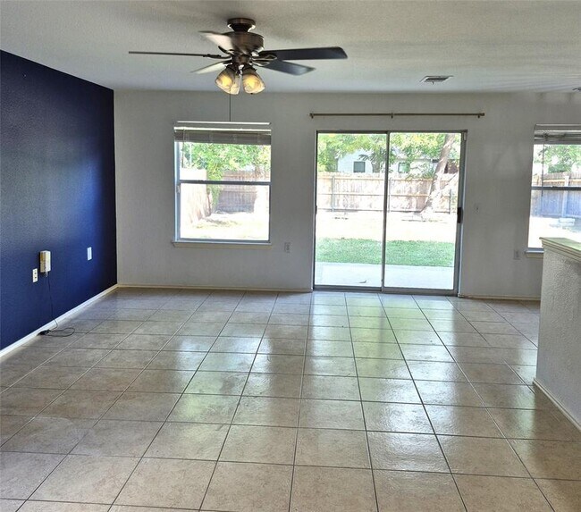 Building Photo - 1139 Emmitt Run