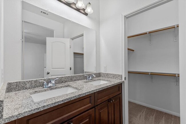 Building Photo - 120 Waialua Ct