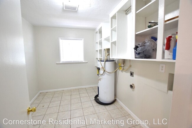Building Photo - 3 br, 2 bath House - 2320 Lake Helen Ostee...