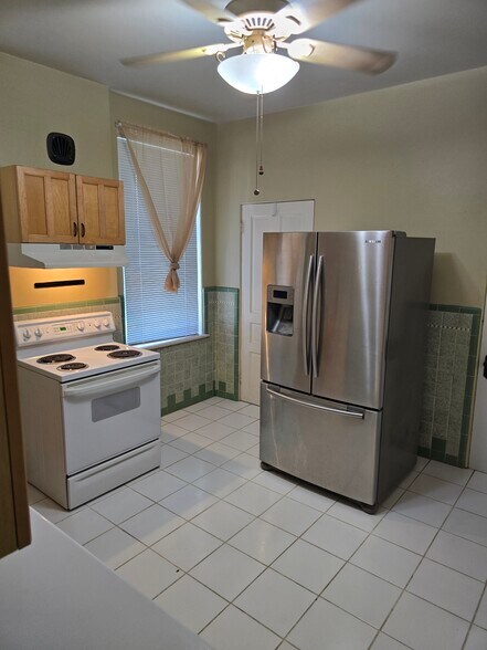 Building Photo - 2512 Homestead Pl