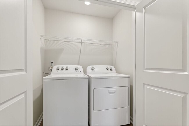Building Photo - ***New Construction 3bd/2.5ba Townhome***