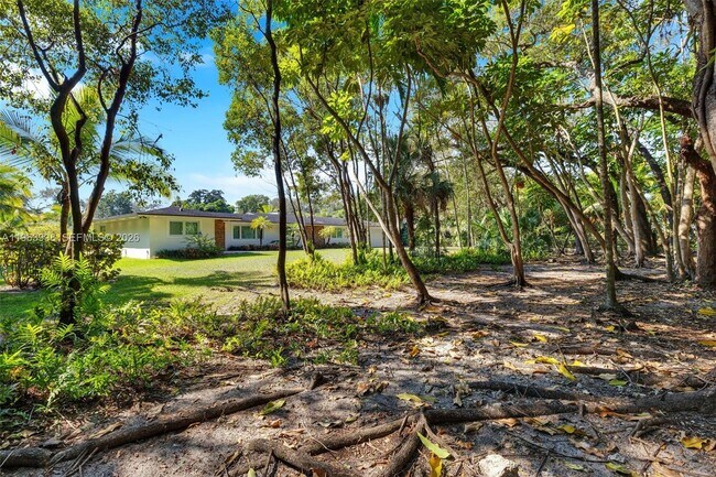 Building Photo - 10110 SW 66th St