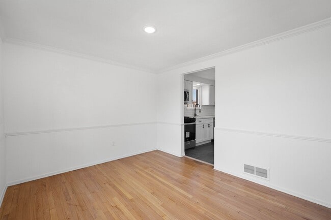 Building Photo - AVAILABLE MAY 1ST — STUNNING 3-BEDROOM HOME IN PENN HILLS!